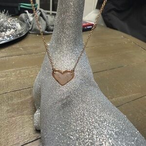 Kendra Scott valentines necklace